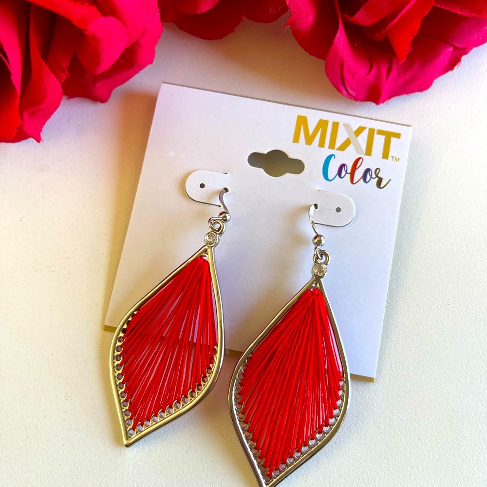 Mix it brand, red dangle earrings